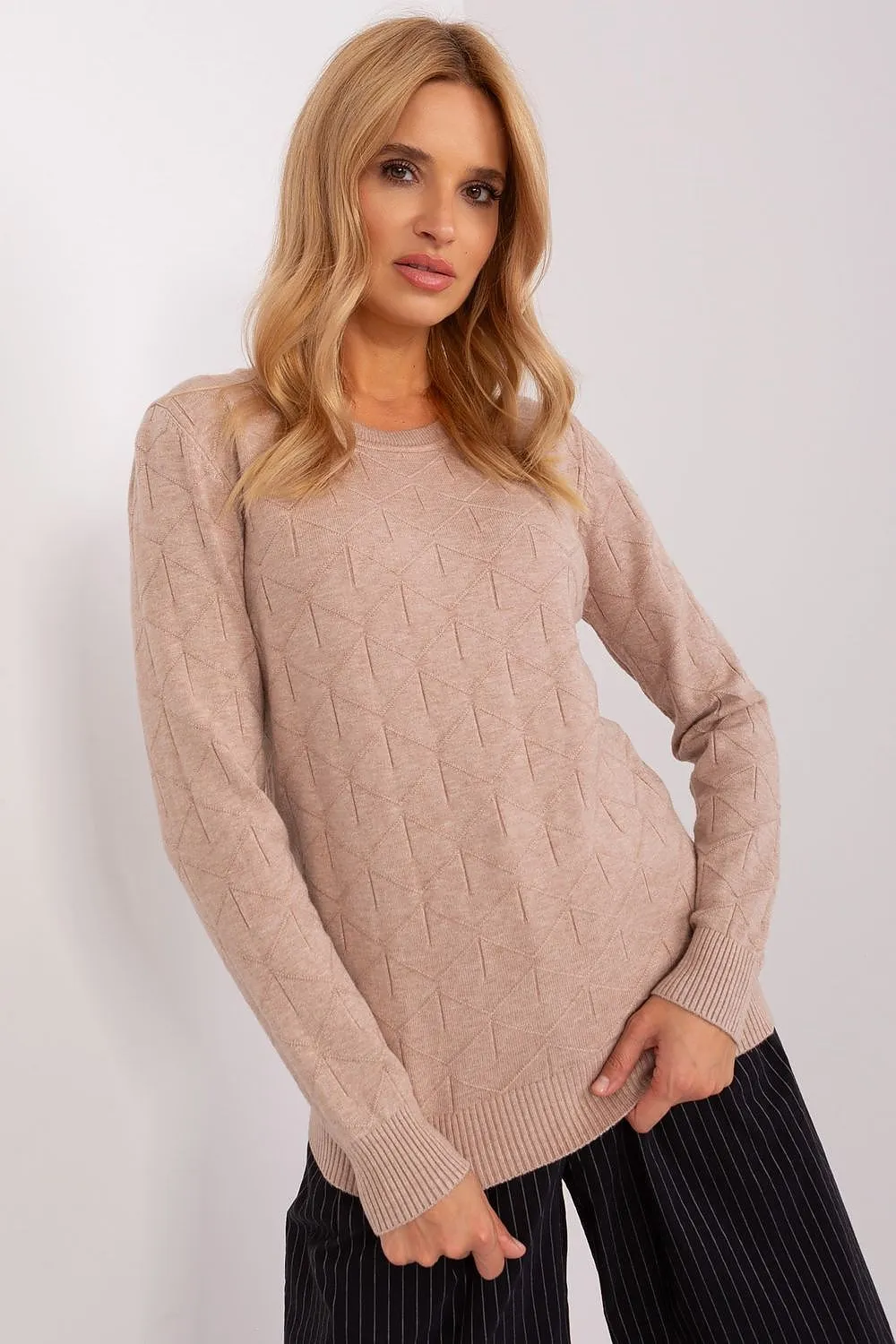 AT Women's European Sweater with Textured Pattern