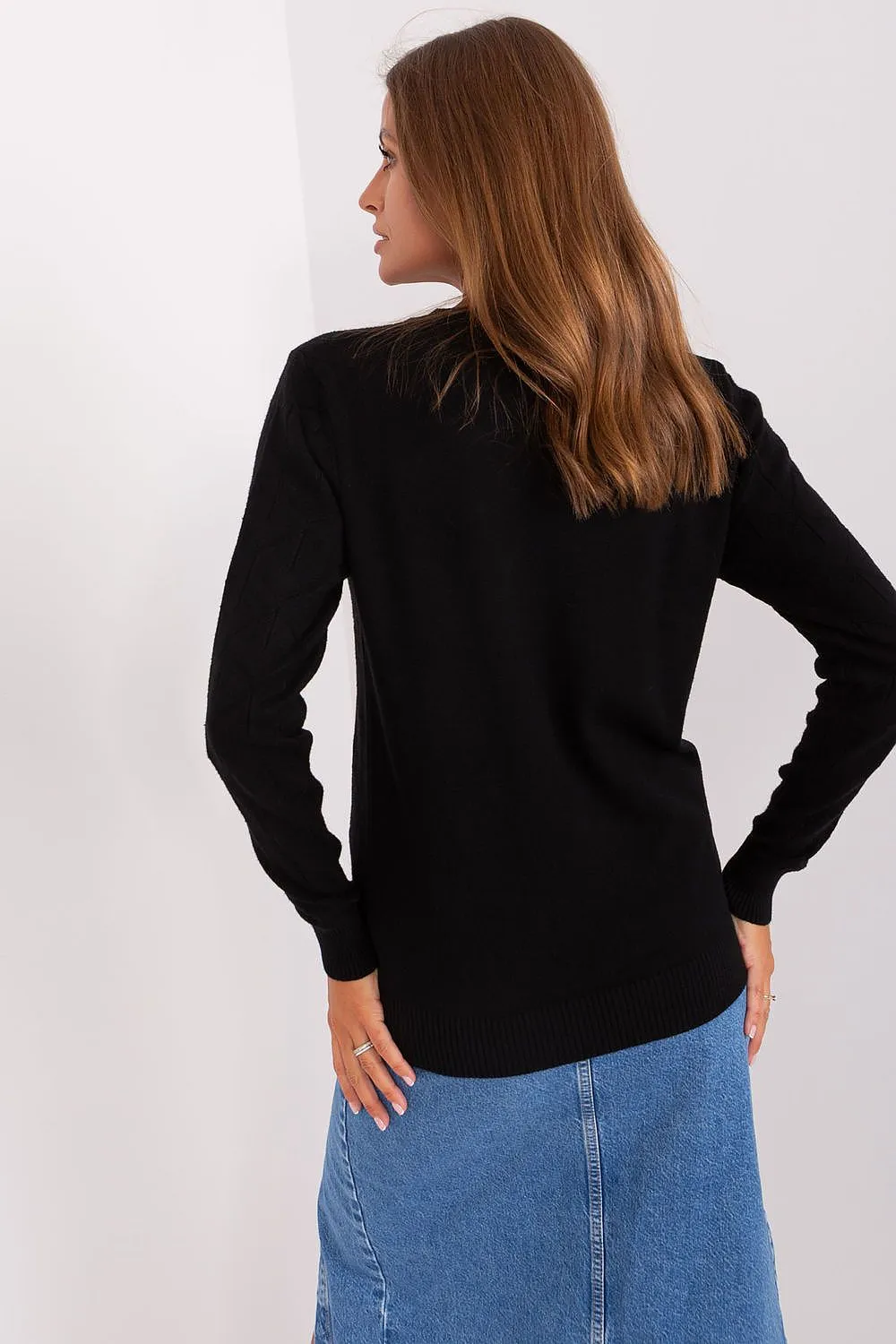 AT Women's European Sweater with Textured Pattern