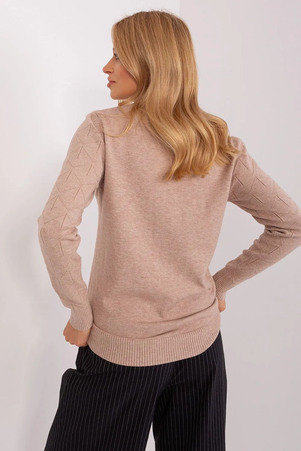 AT Women's European Sweater with Textured Pattern