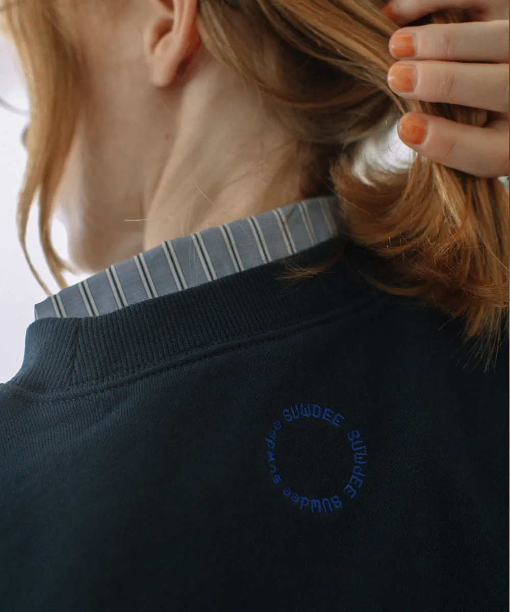 circle logo sweat tops