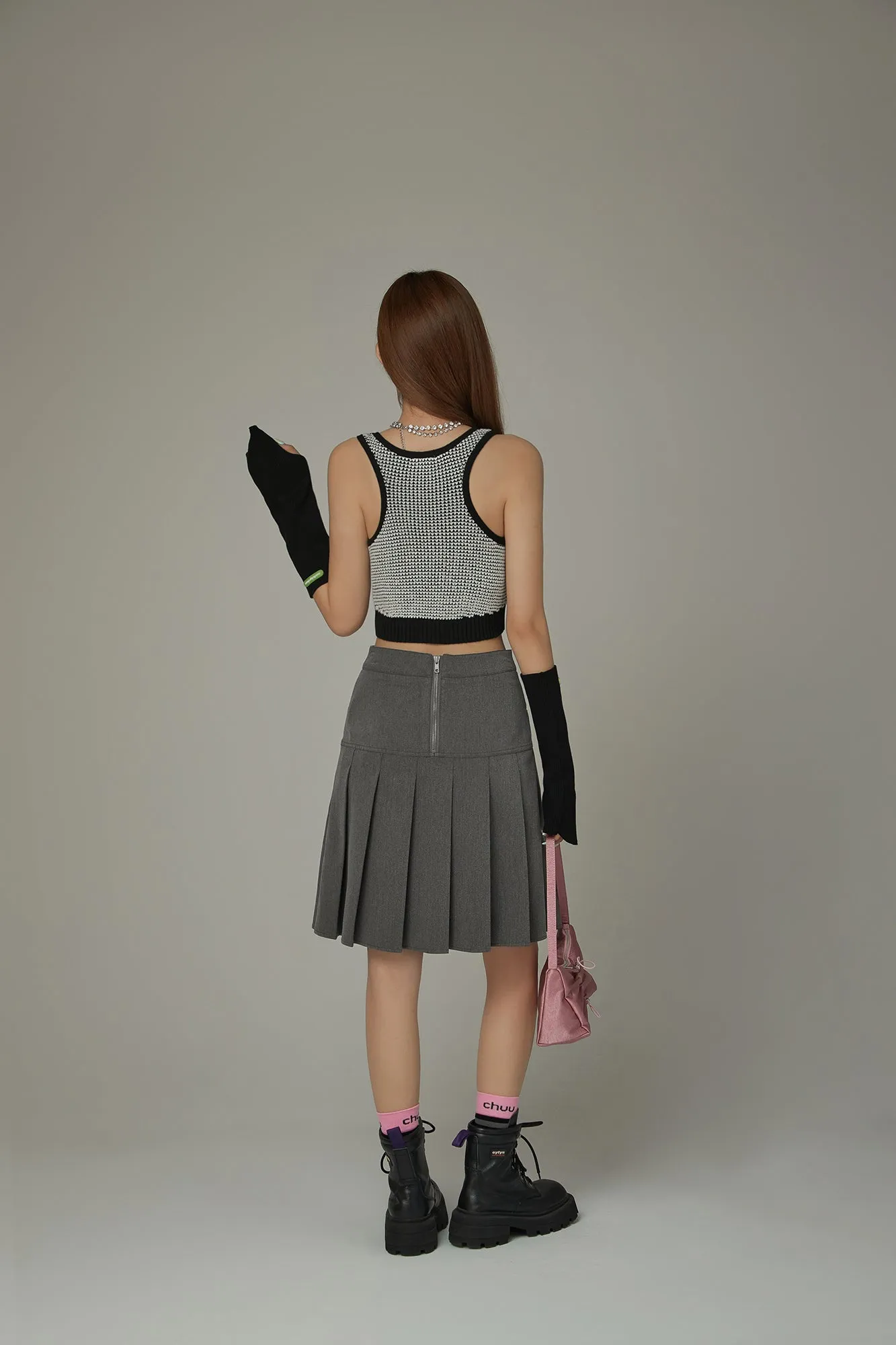 Logo Band Color Scheme Sleeveless Crop Top