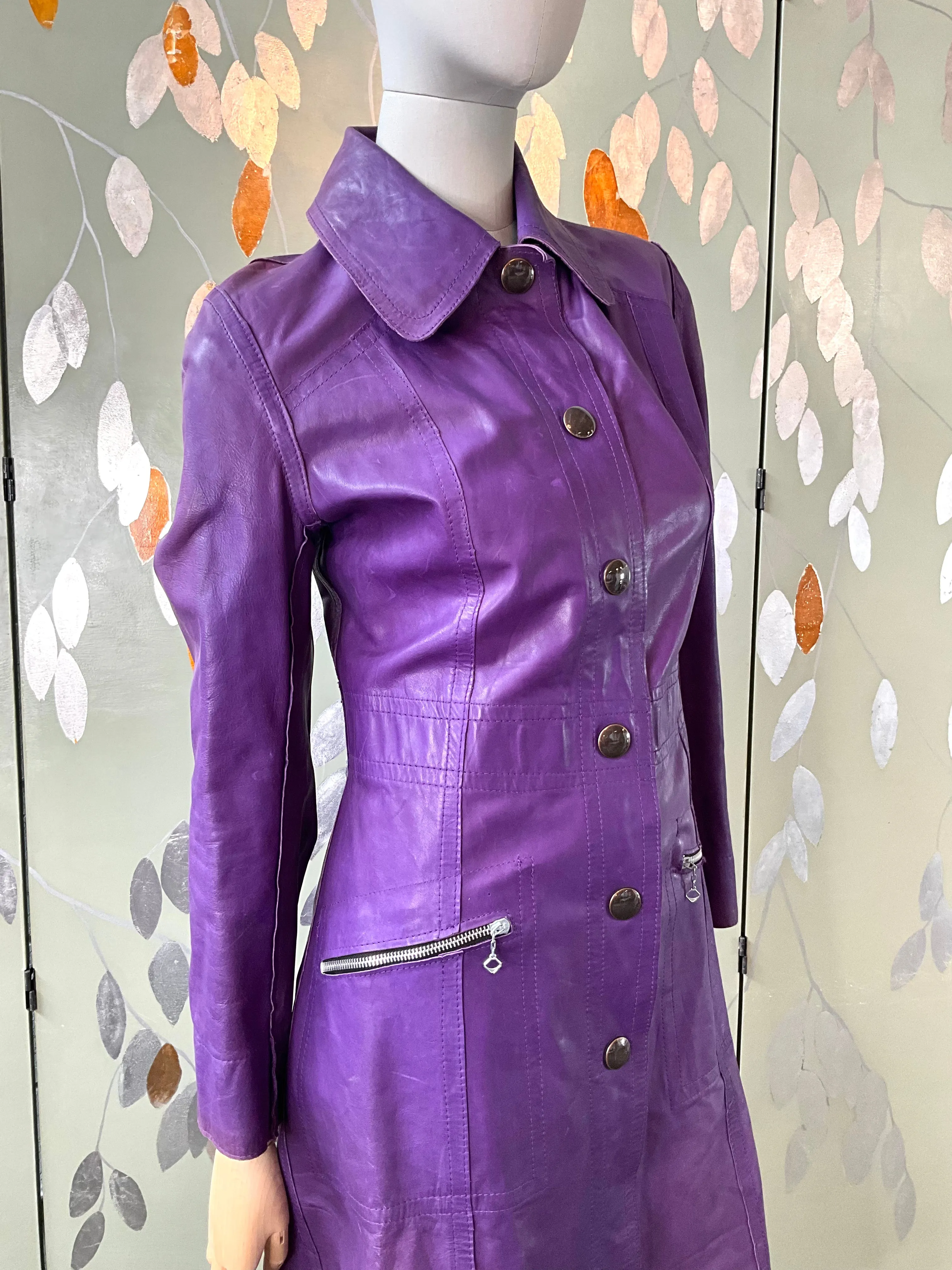 Vintage 1970s Purple Leather Reversible Snap Front Coat, XS