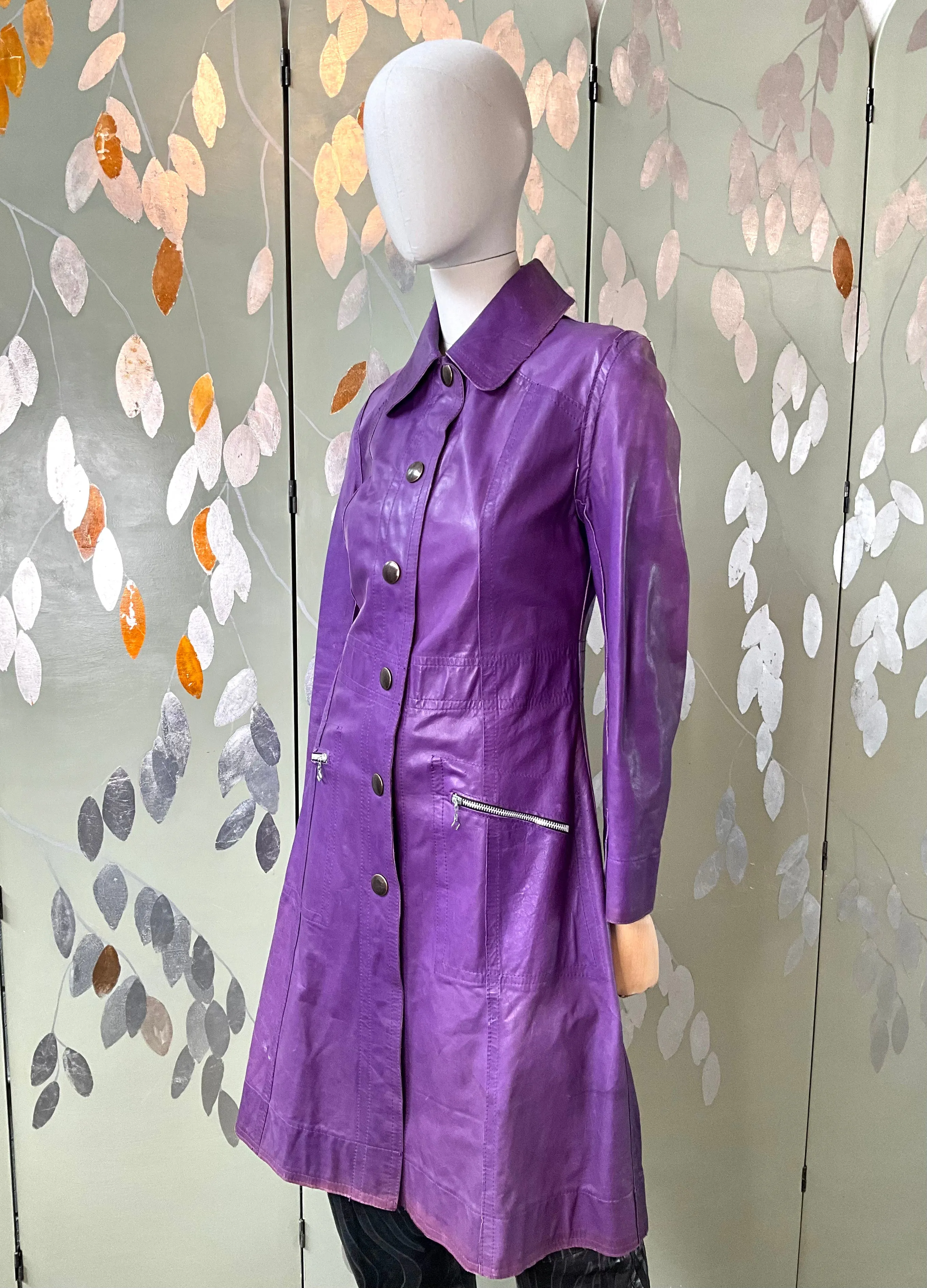 Vintage 1970s Purple Leather Reversible Snap Front Coat, XS