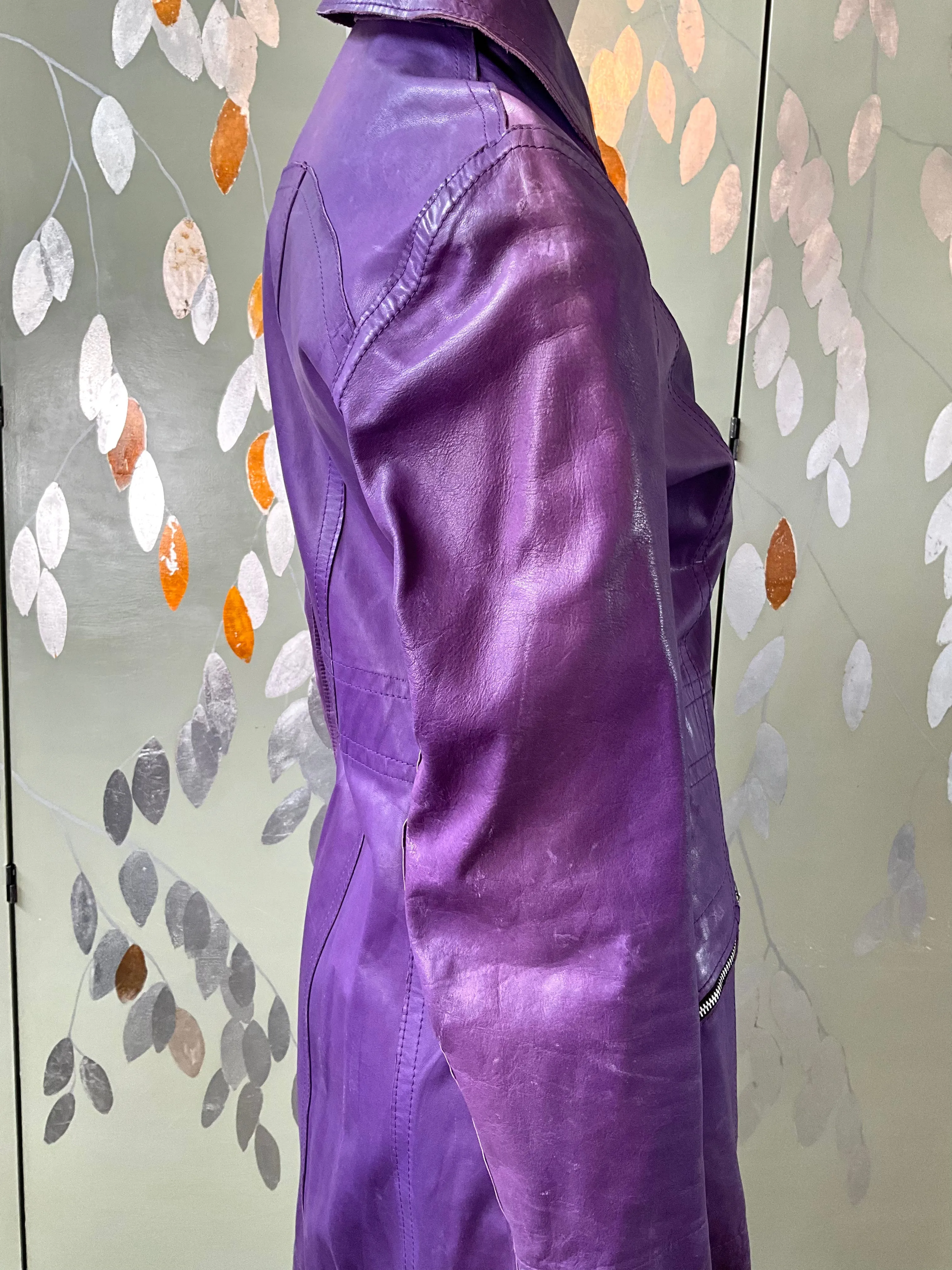 Vintage 1970s Purple Leather Reversible Snap Front Coat, XS