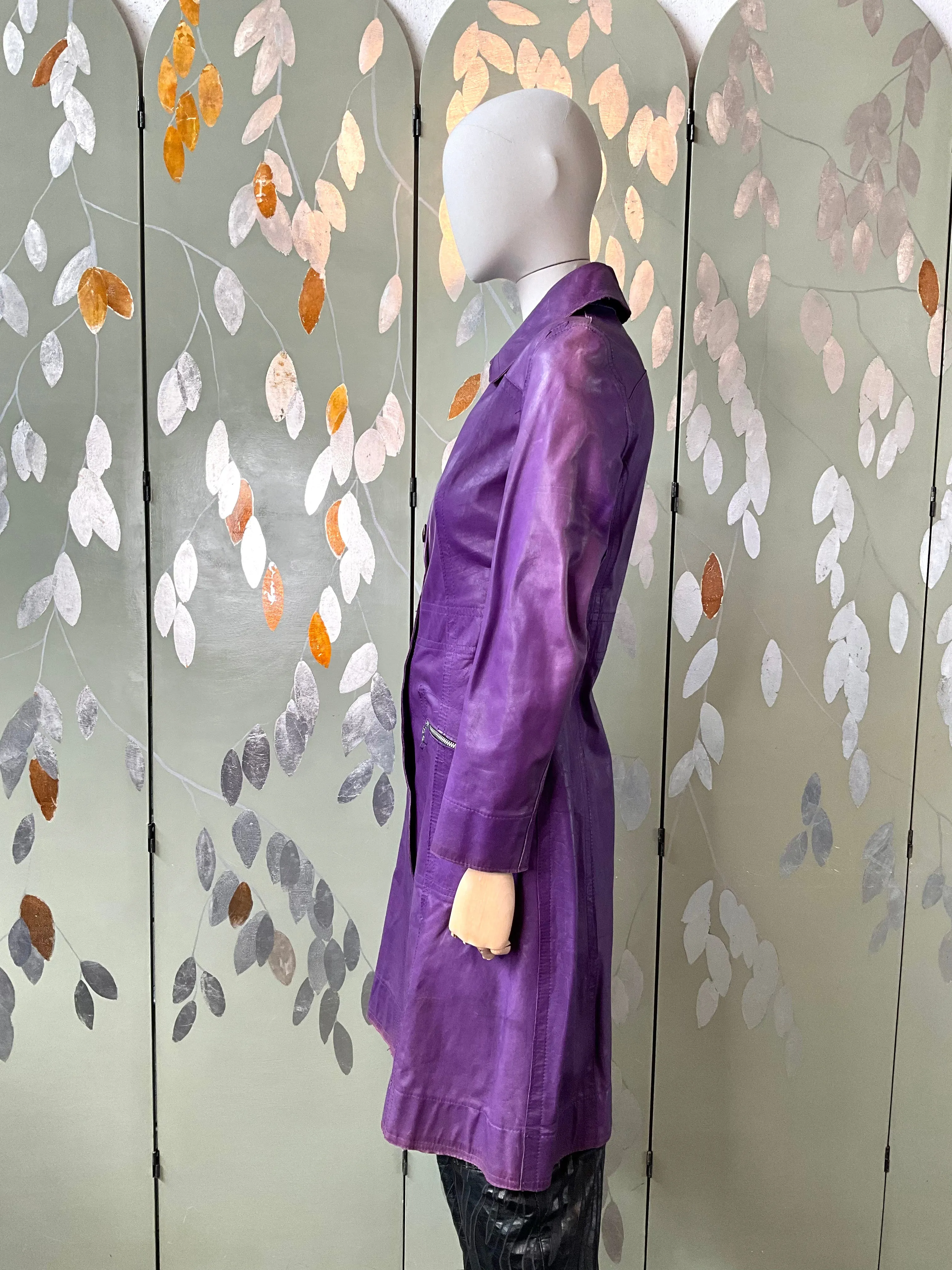 Vintage 1970s Purple Leather Reversible Snap Front Coat, XS